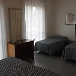 Eden 3*