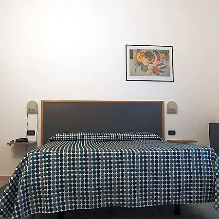 Eden Hotel 3*