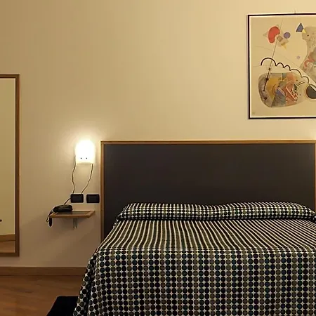 Eden Hotel 3*