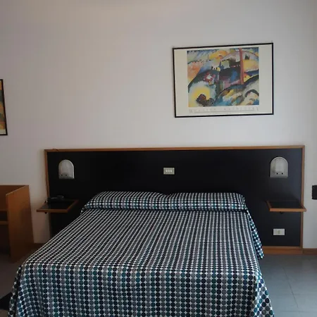 Szálloda Eden 3*