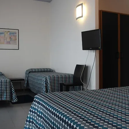 Eden فندق أورباسانو