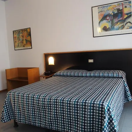 Eden Otel 3*