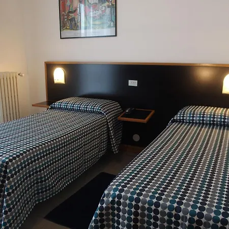 Eden Otel 3*