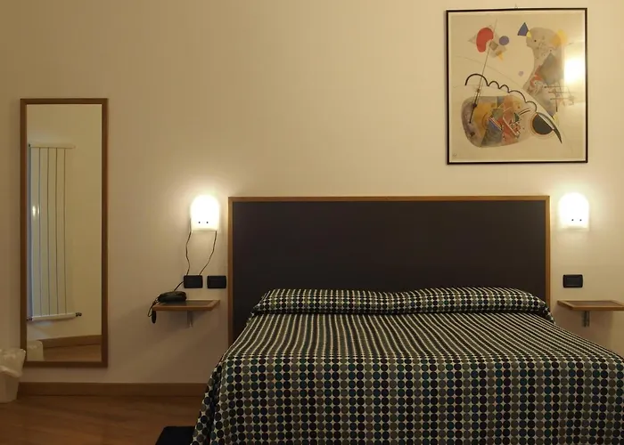 Eden Ξενοδοχείο 3*