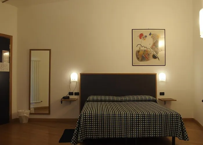 Ξενοδοχείο Eden 3*